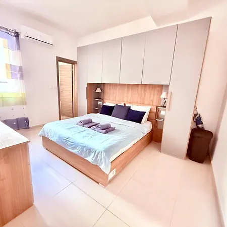 Apartamento Modern In Centre Of Gzira