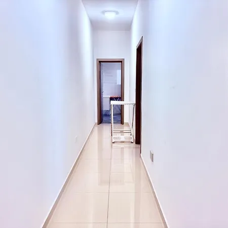 Modern In Centre Of Apartament Gzira