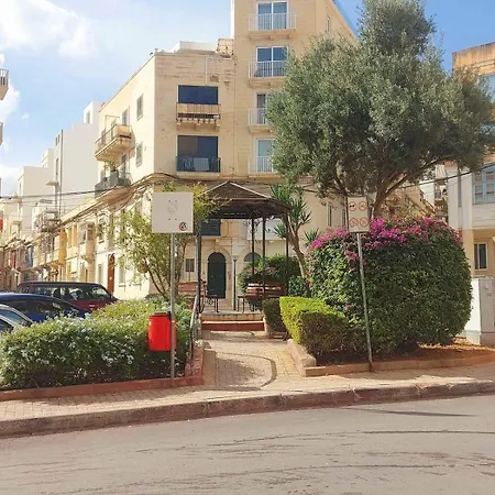 Modern In Centre Of Apartment Gzira