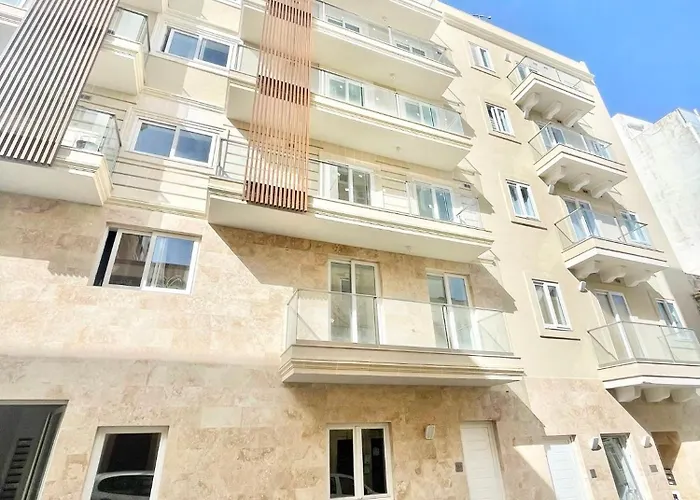 Modern In Centre Of * Gzira